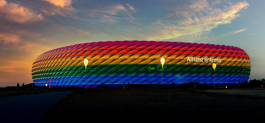 Verschiedene Athleten der LGBTQIA+-Community bei den Olympischen Spielen