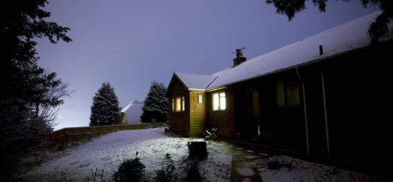 Heiße Verführung in verschneiter Nacht