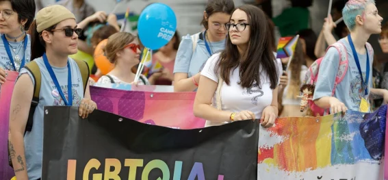 Die Regenbogenrevolution in Lateinamerika - Globale Bewegungen & Herausforderungen