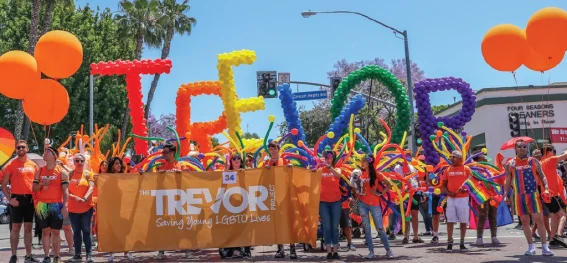 Wie „Trevor Project“ das Leben junger LGBTQIA+ Menschen rettet - Organisationen & Initiativen, Projektvorstellungen