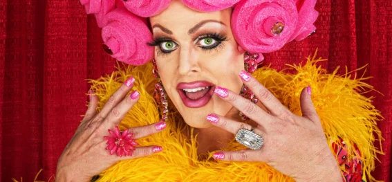 Die facettenreiche Welt der Dragqueens - Gesellschaft & Kultur, Kunst & Theater